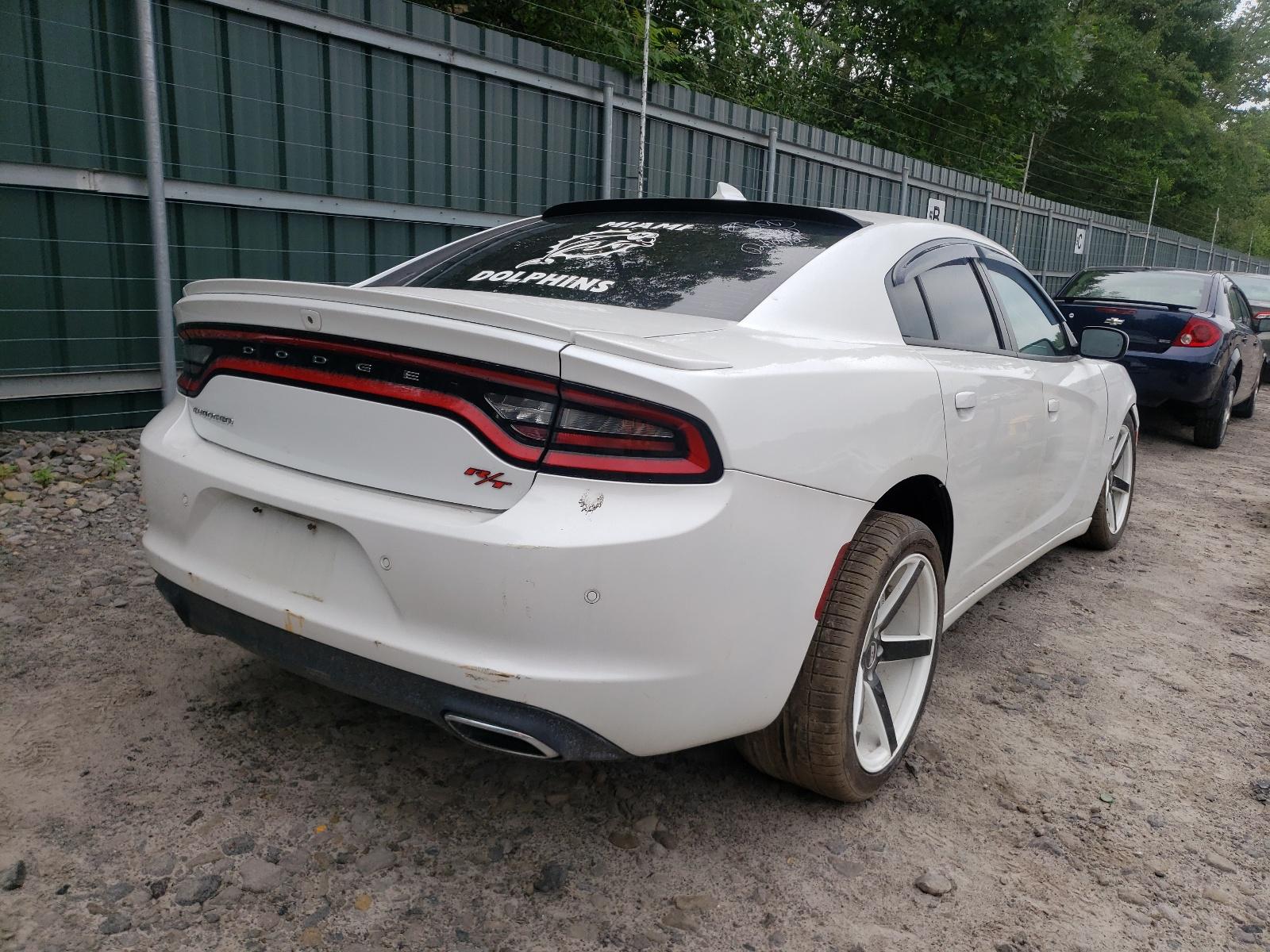 2015 Dodge Charger R/T - Image 4