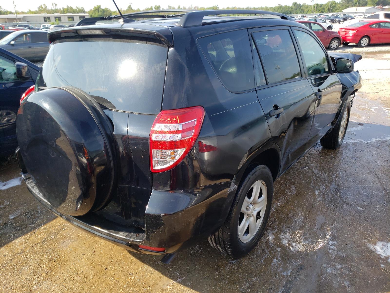 2011 TOYOTA RAV4 - Image 4
