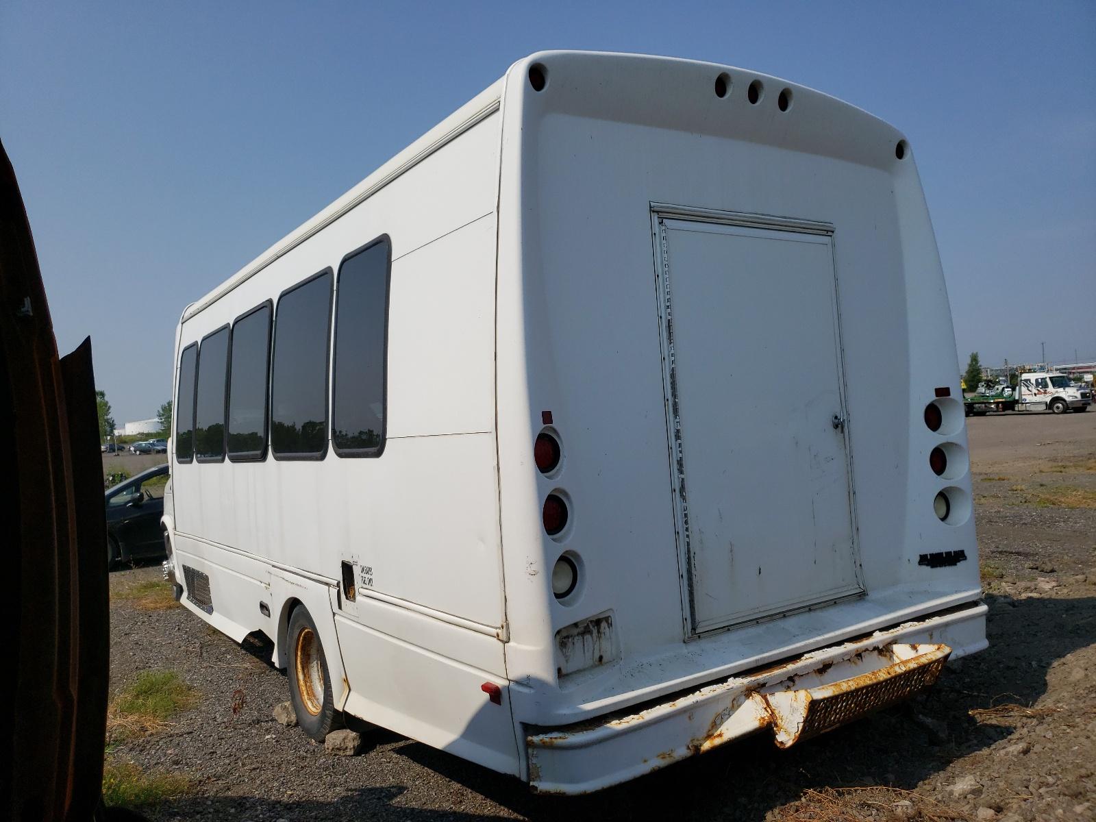 2008 Ford Econoline E450 Super Duty Cutaway Van - Фото 3