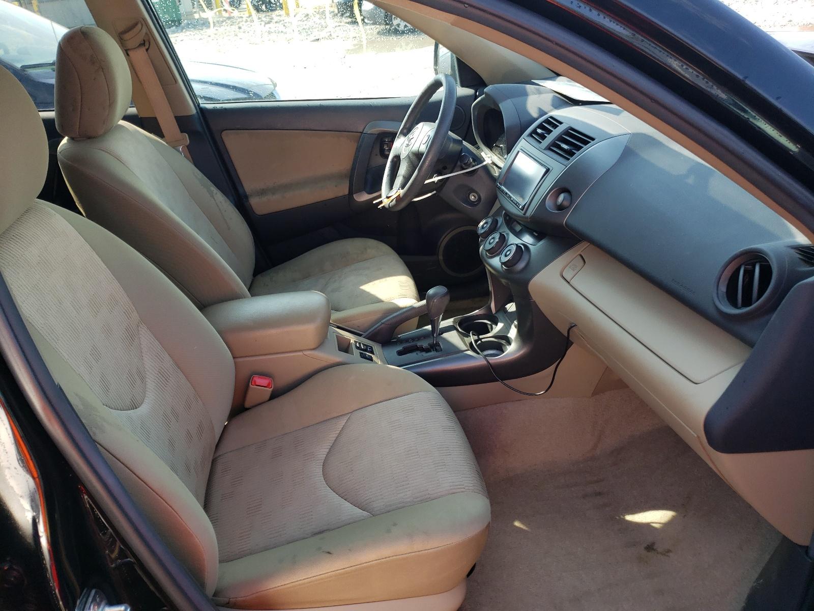 2011 TOYOTA RAV4 - Image 5