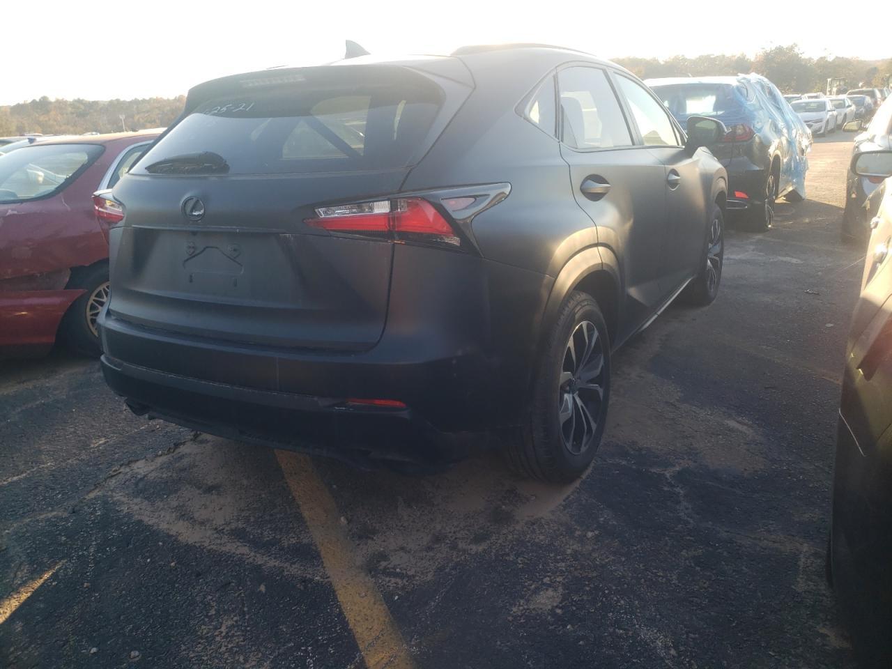 2015 LEXUS NX 200T - Фото 4