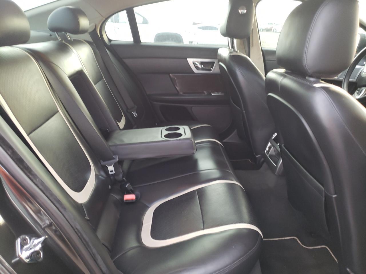 2012 Jaguar Xf Portfolio - Фото 6
