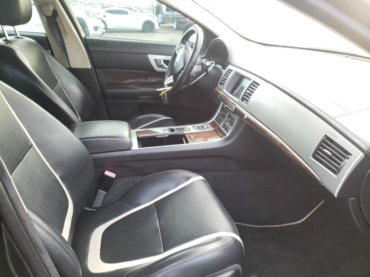 2012 Jaguar Xf Portfolio - Фото 5