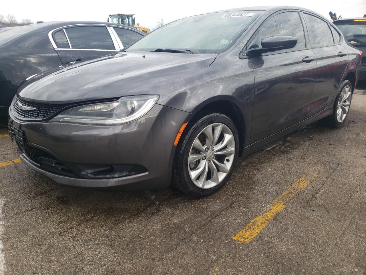 2015 Chrysler 200 S - Фото 2