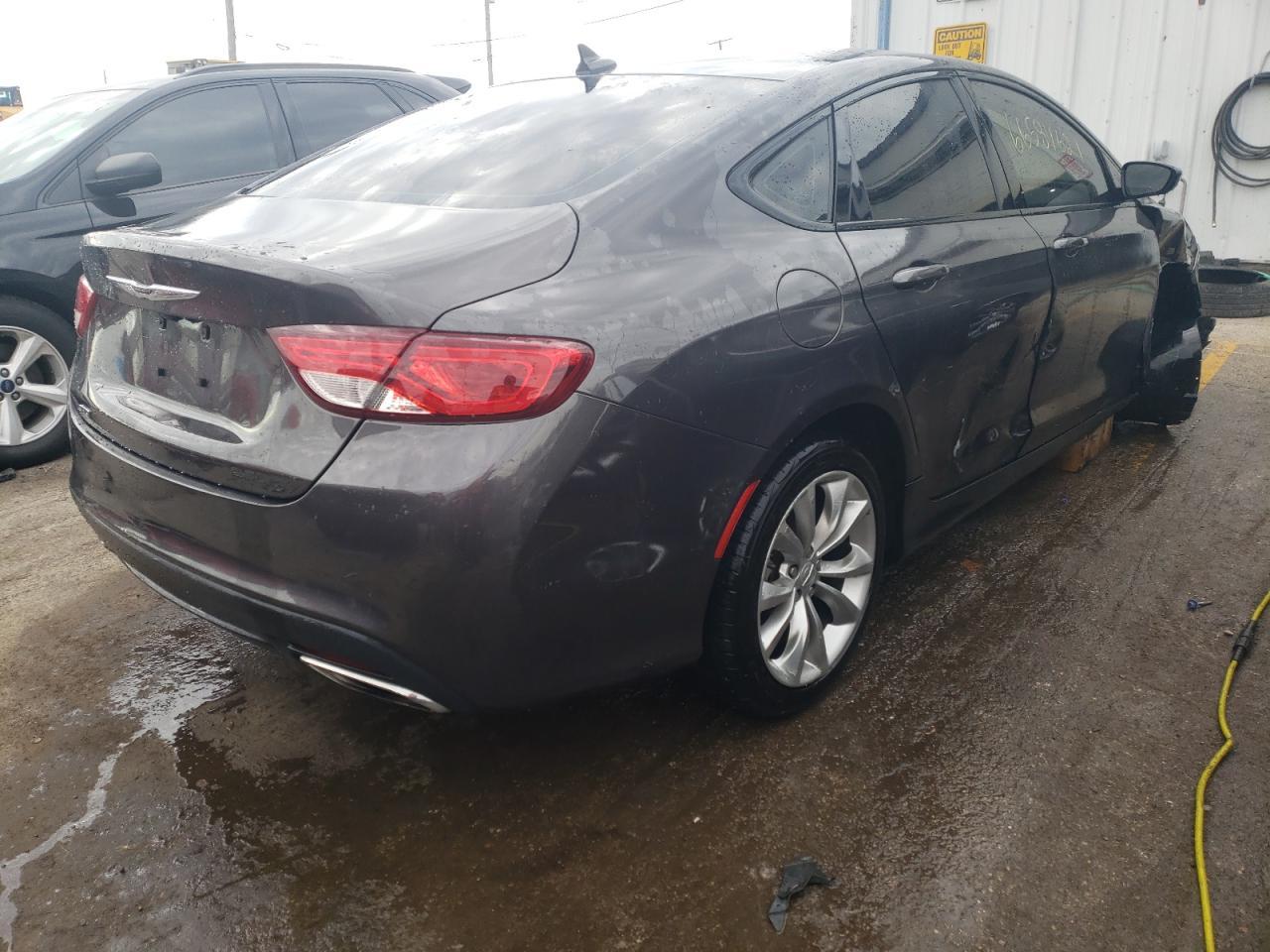 2015 Chrysler 200 S - Фото 4