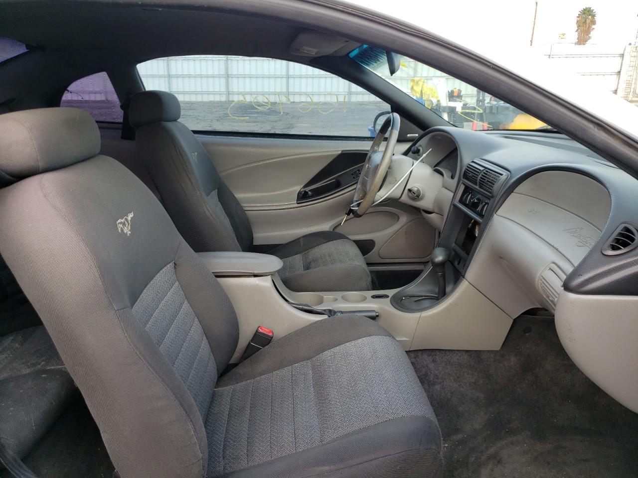 2002 Ford Mustang Gt - Фото 5