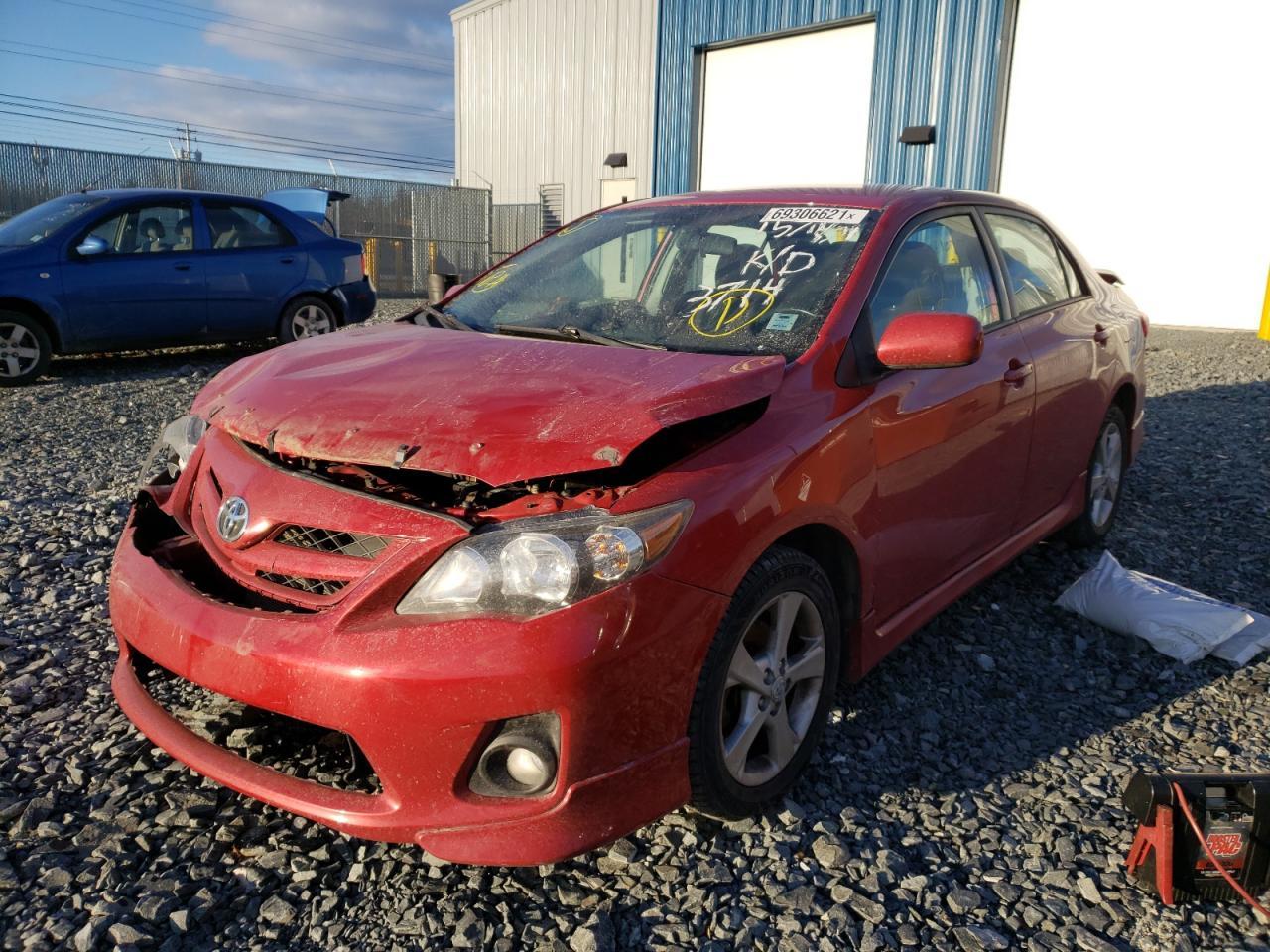 2013 Toyota Corolla Base - Фото 2