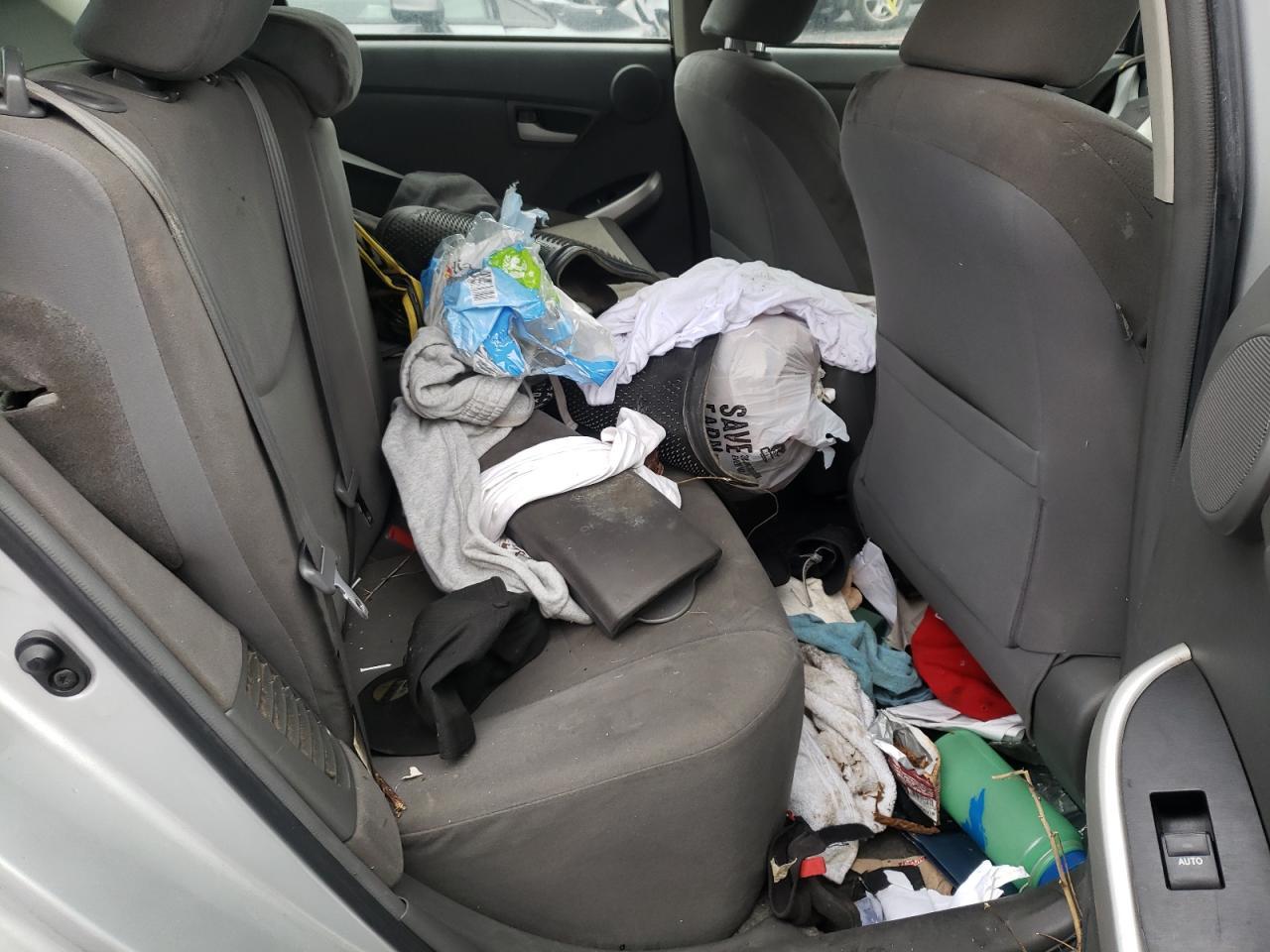 2011 Toyota Prius - Фото 6