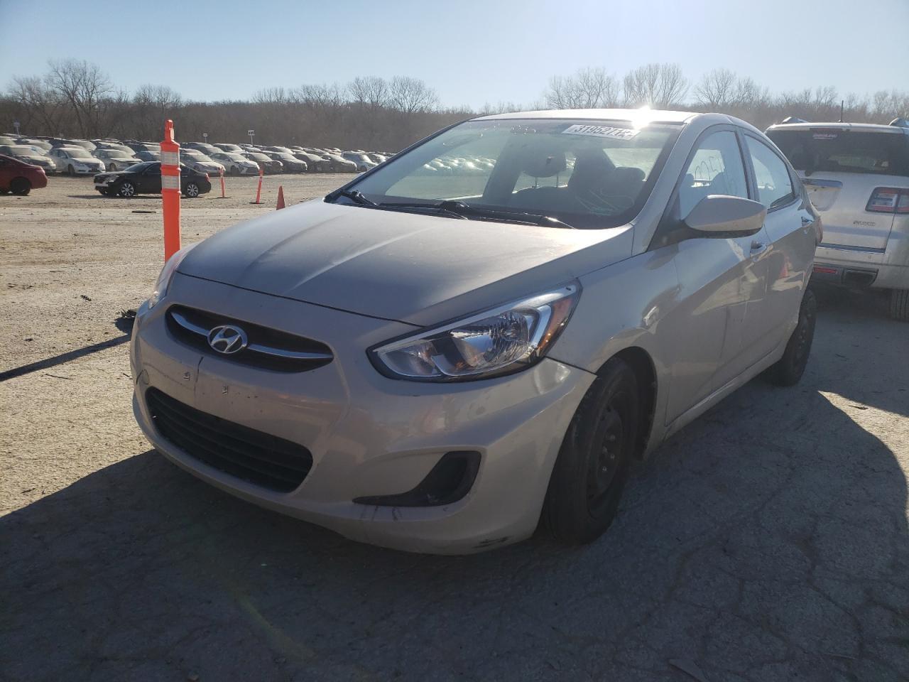 2015 Hyundai Accent Gls - Фото 2