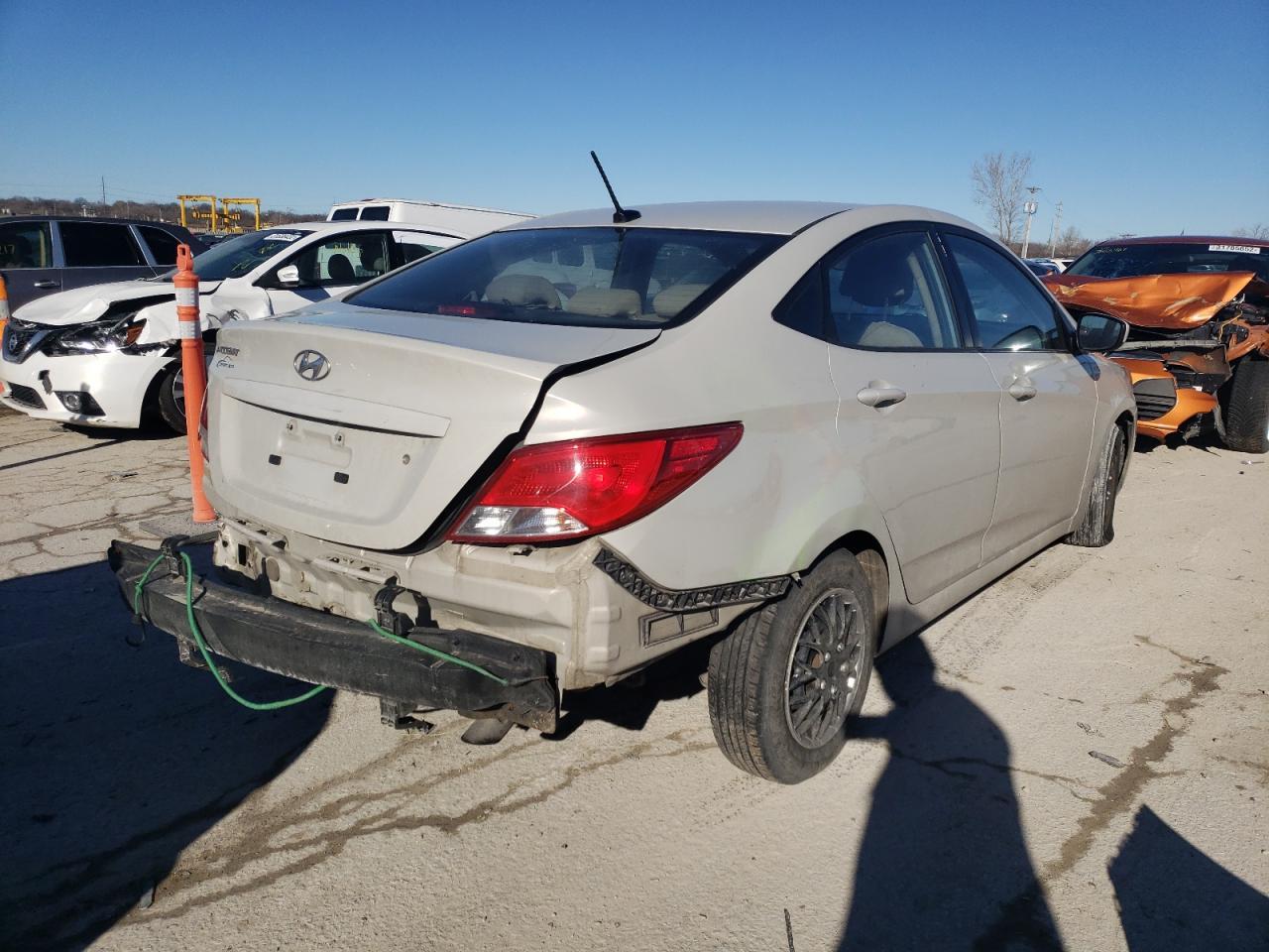 2015 Hyundai Accent Gls - Фото 4