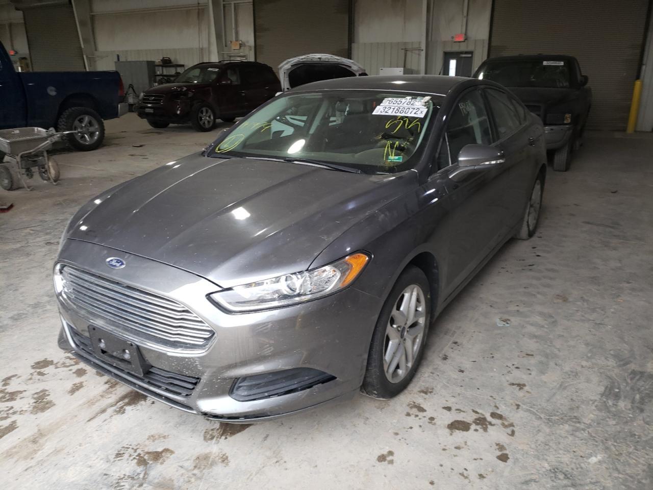 2014 FORD FUSION SE - Image 2