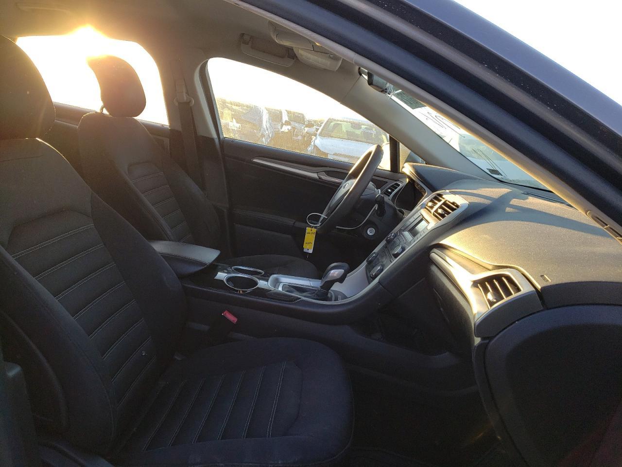 2014 FORD FUSION SE - Image 5