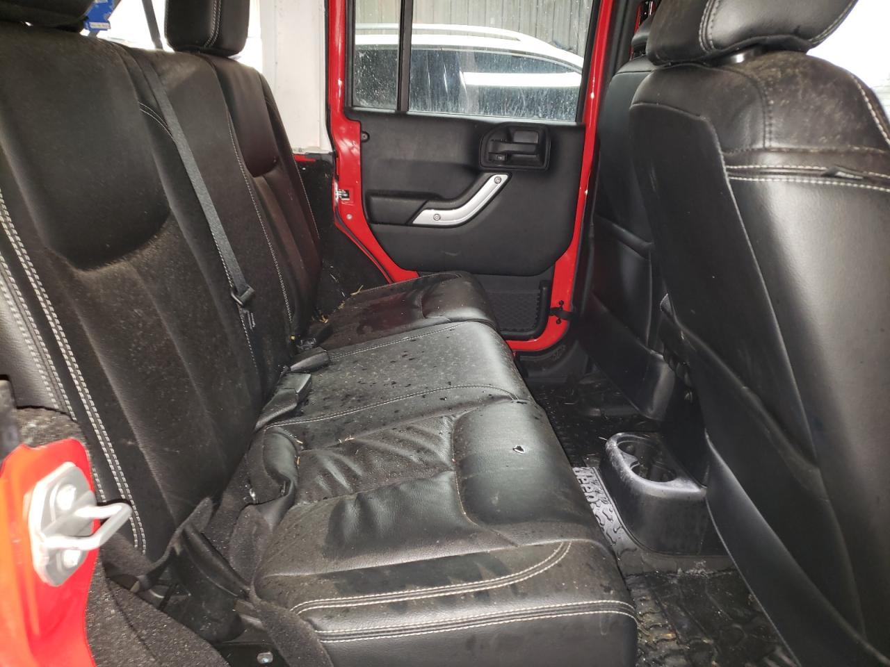 2015 JEEP WRANGLER U - Image 6