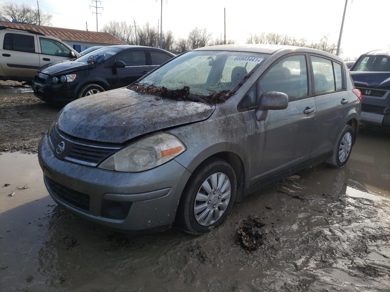 2009 Nissan Versa S - Фото 2