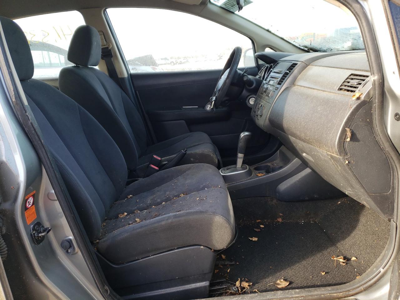 2009 Nissan Versa S - Фото 5