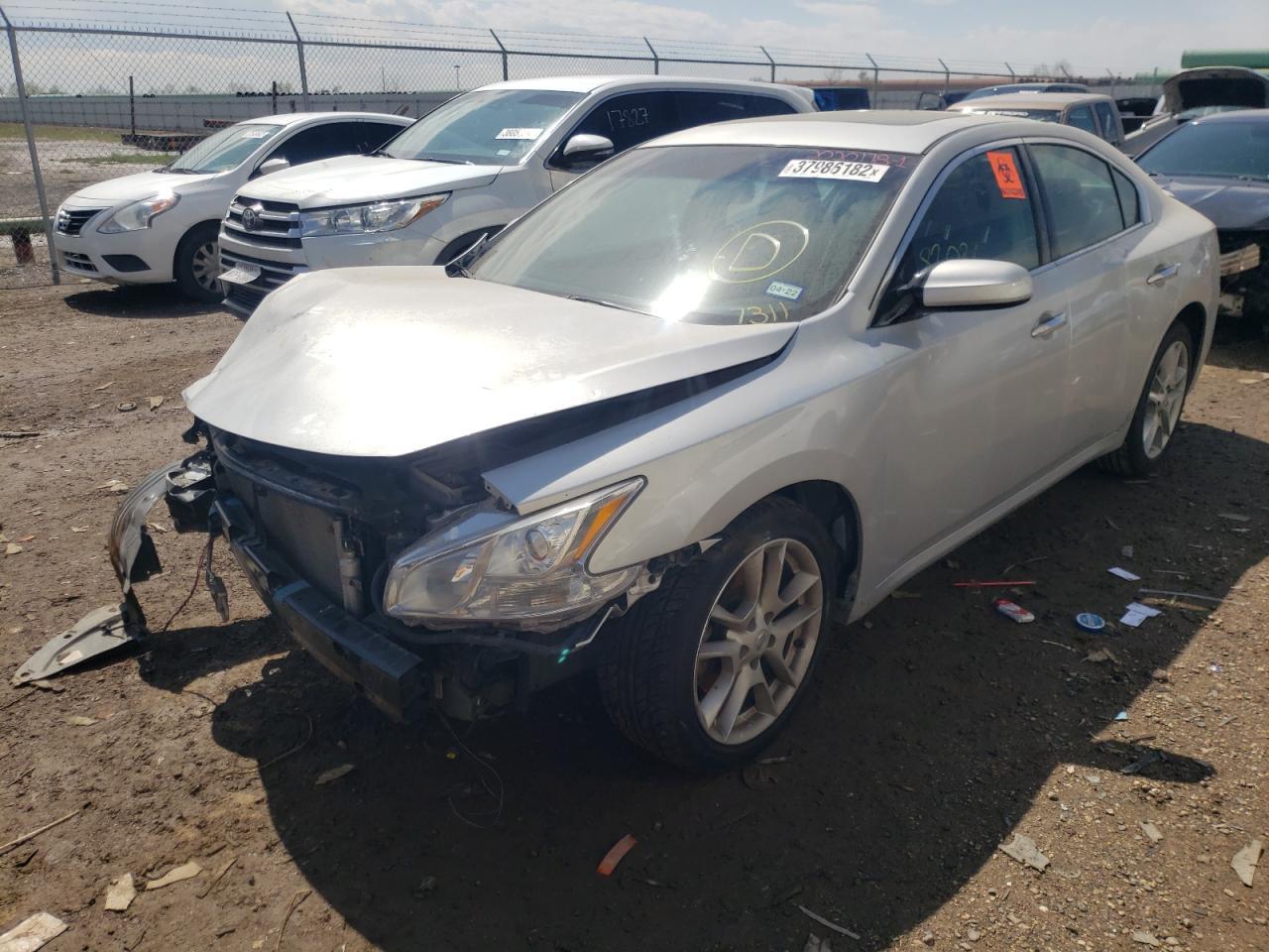 2011 Nissan Maxima S - Image 2