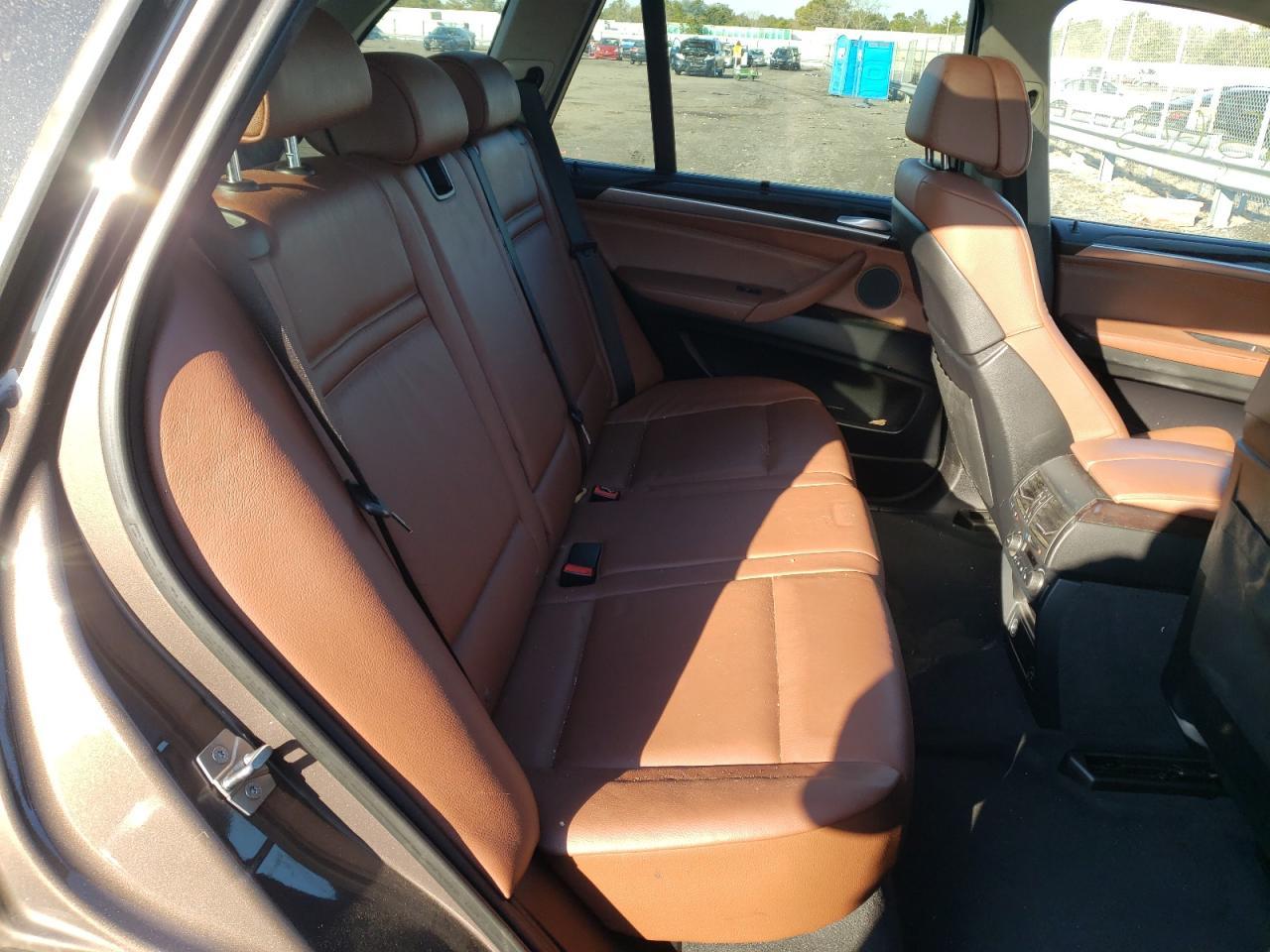 2012 BMW X5 XDRIVE3 - Image 6
