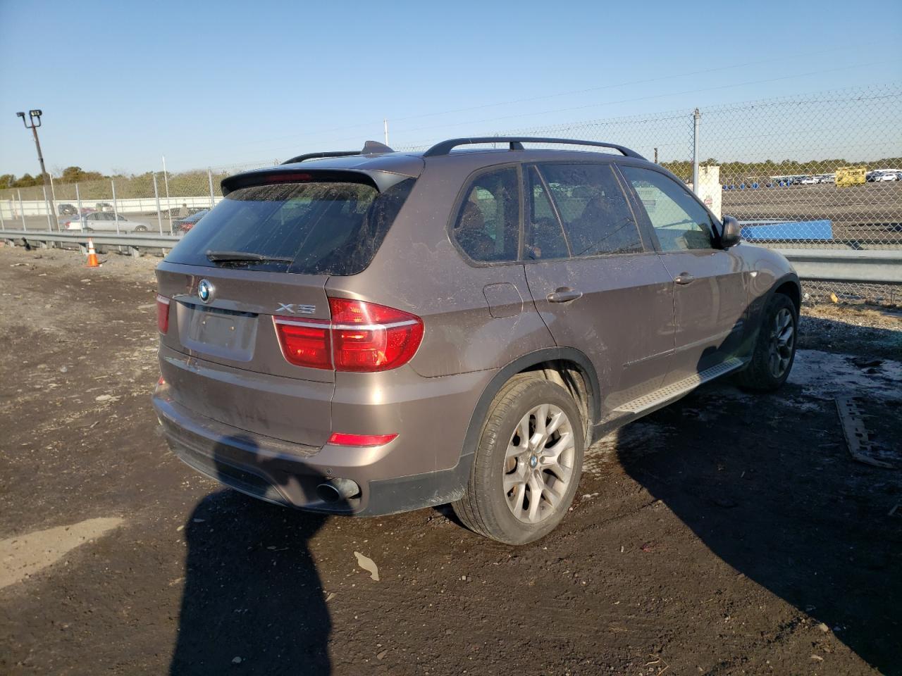 2012 BMW X5 XDRIVE3 - Image 4