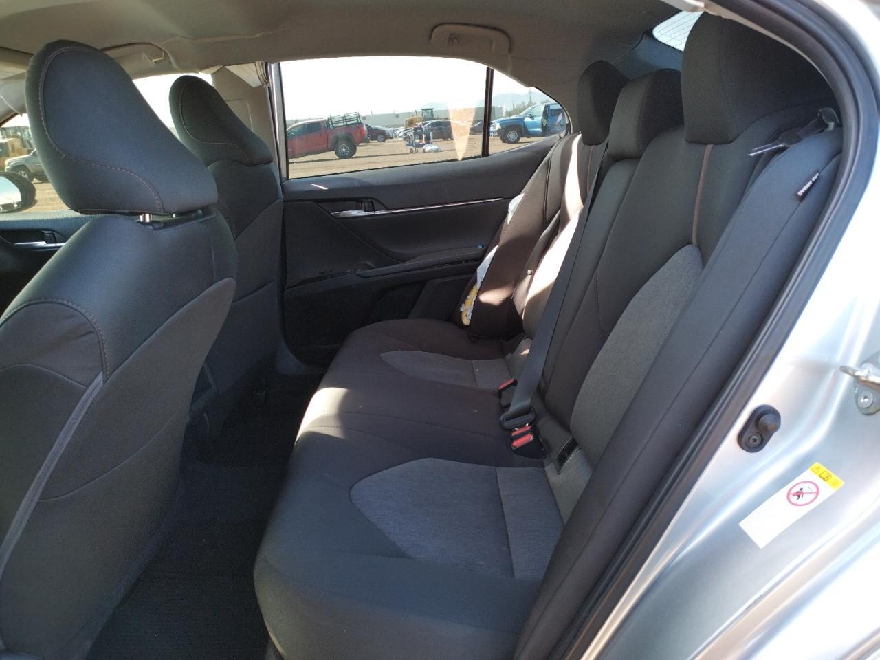 2019 Toyota Camry L - Фото 6