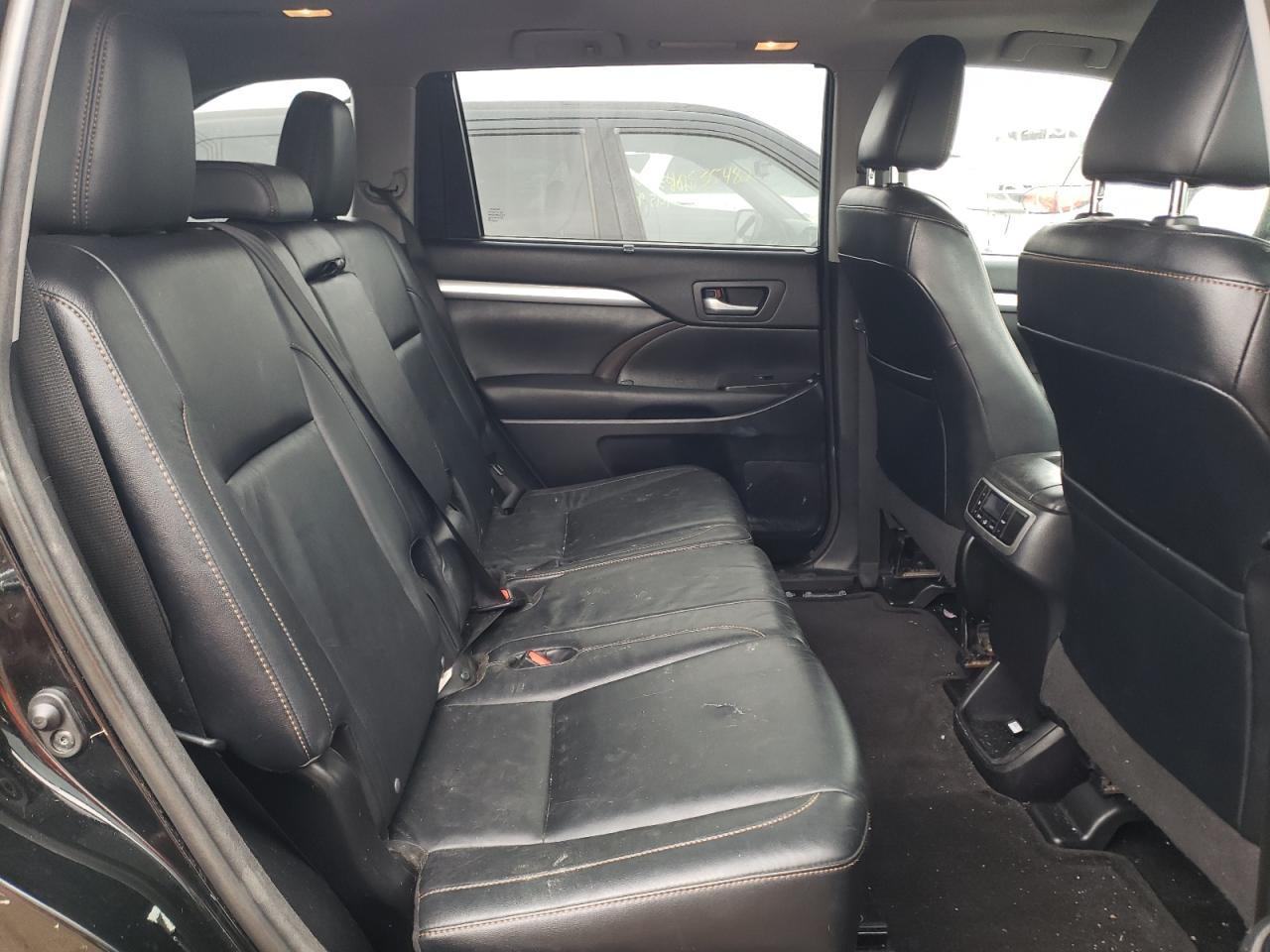 2014 Toyota Highlander Xle - Image 6