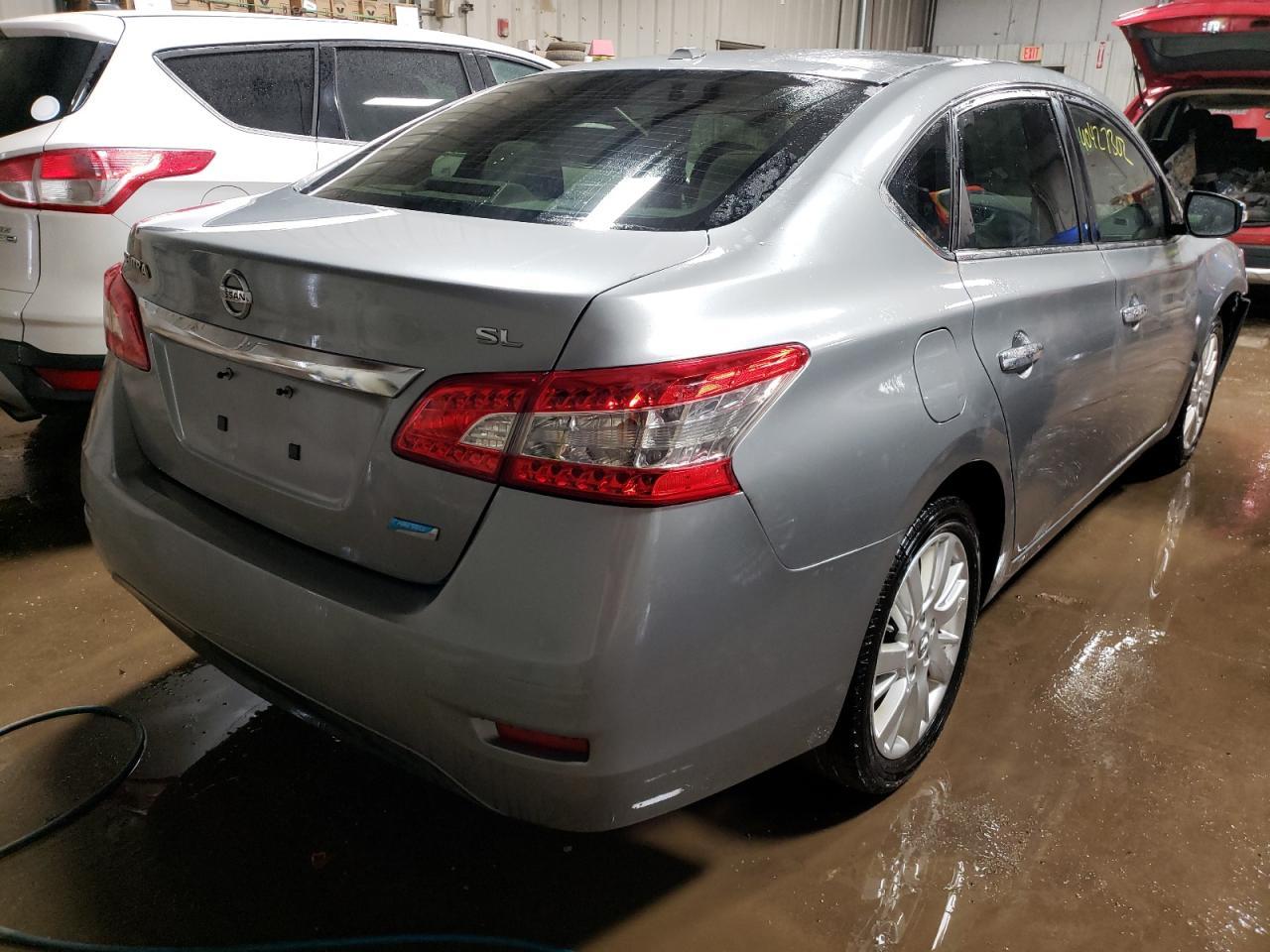 2013 NISSAN SENTRA S - Фото 4