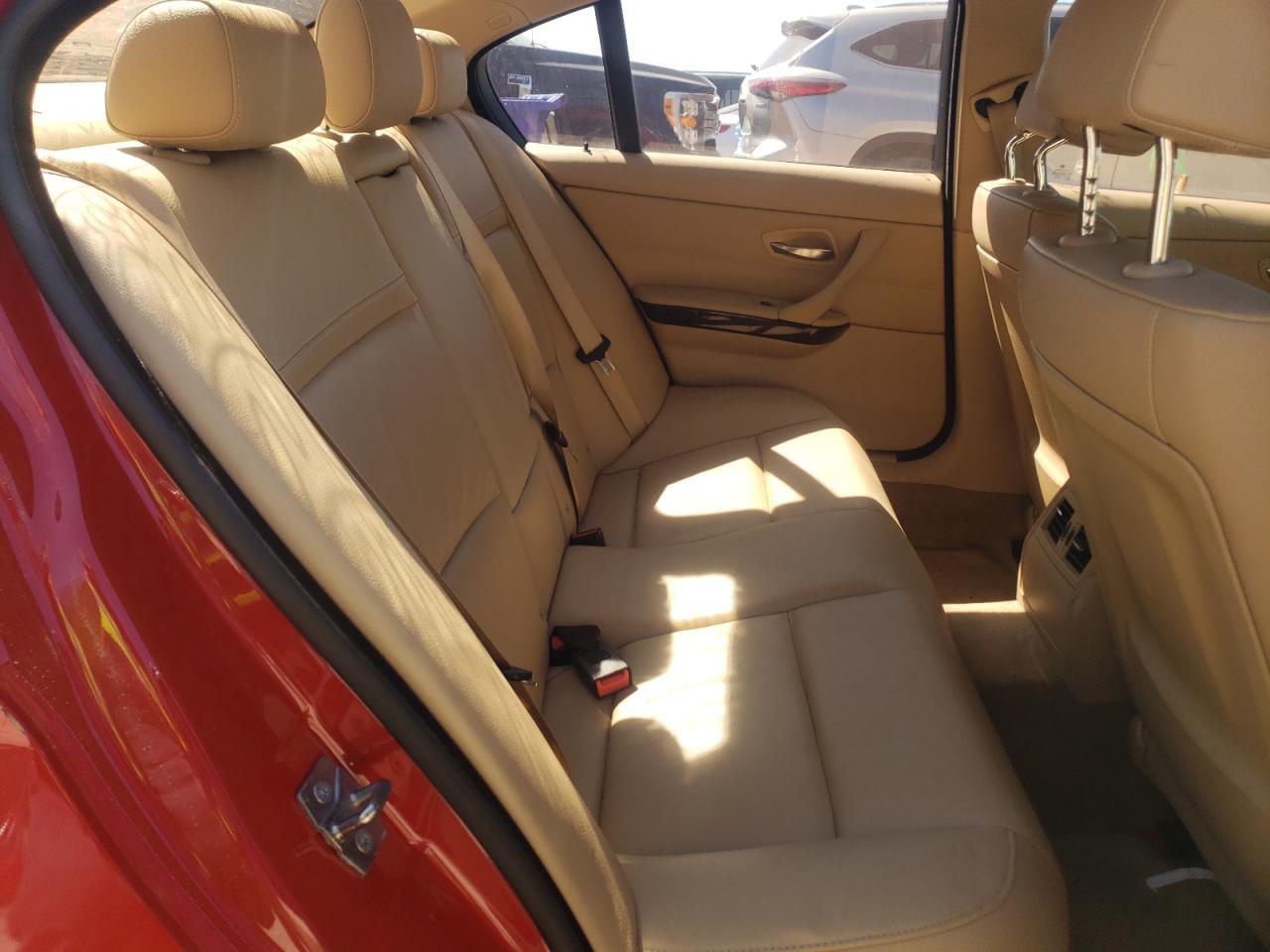 2010 BMW 328 I - Фото 6