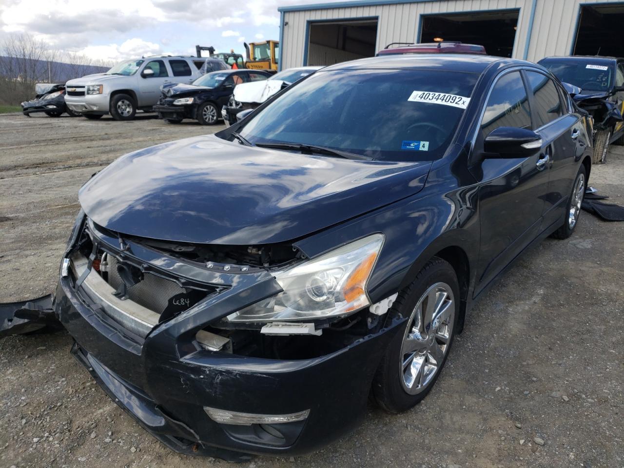 2015 Nissan Altima 2.5 - Фото 2
