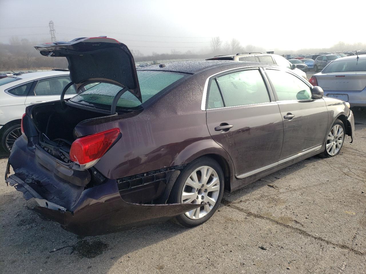 2011 Toyota Avalon Base - Image 4