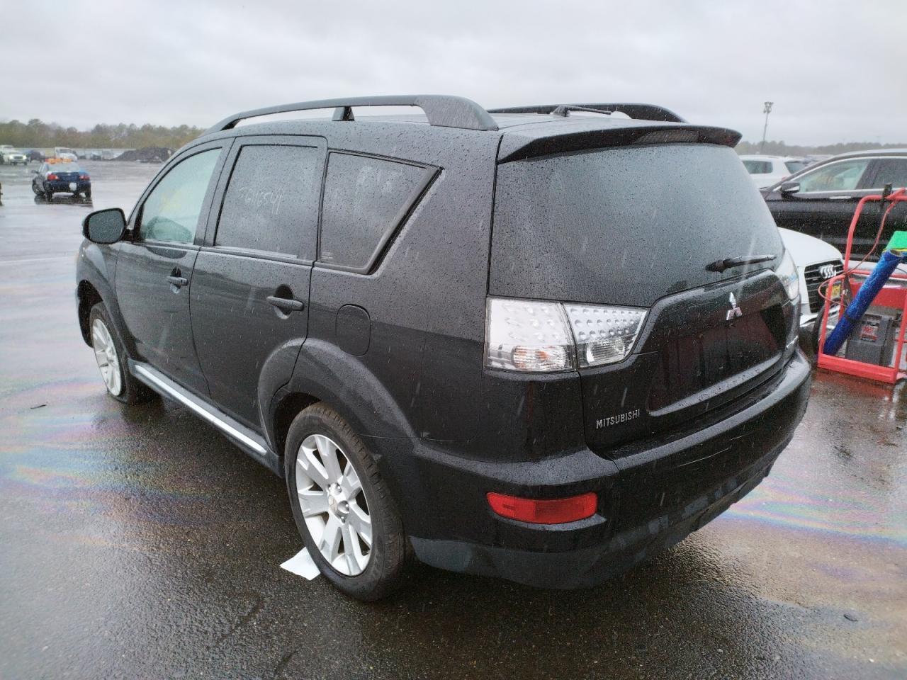 2010 Mitsubishi Outlander Se - Image 3