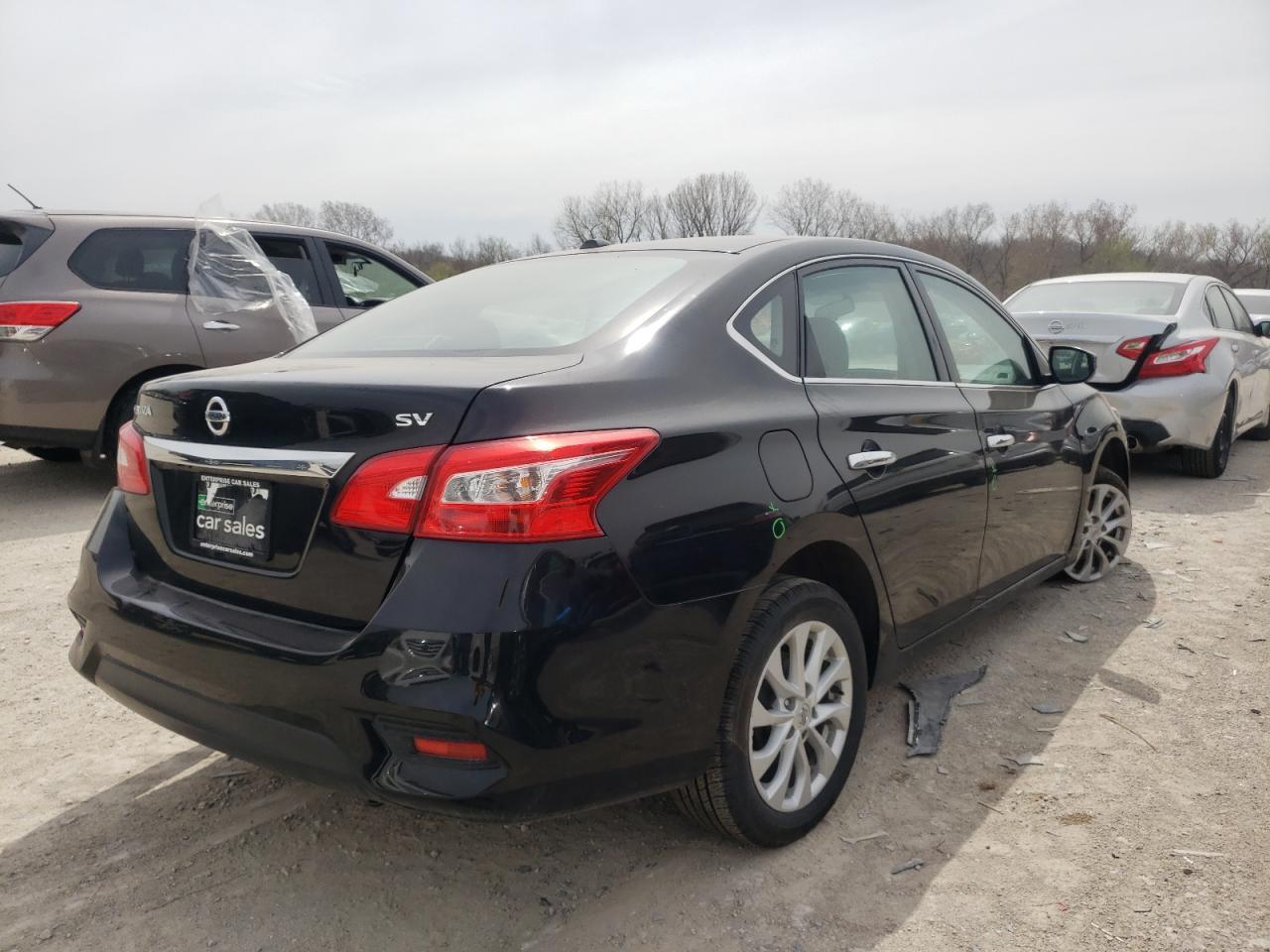 2019 Nissan Sentra S - Фото 4