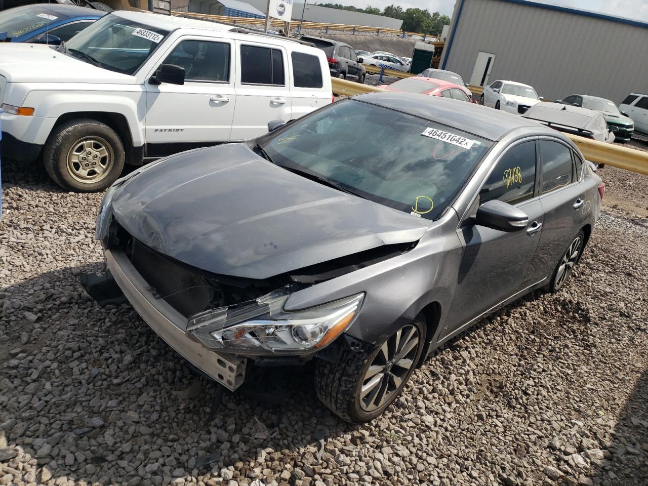 2017 Nissan Altima 2.5 - Image 2