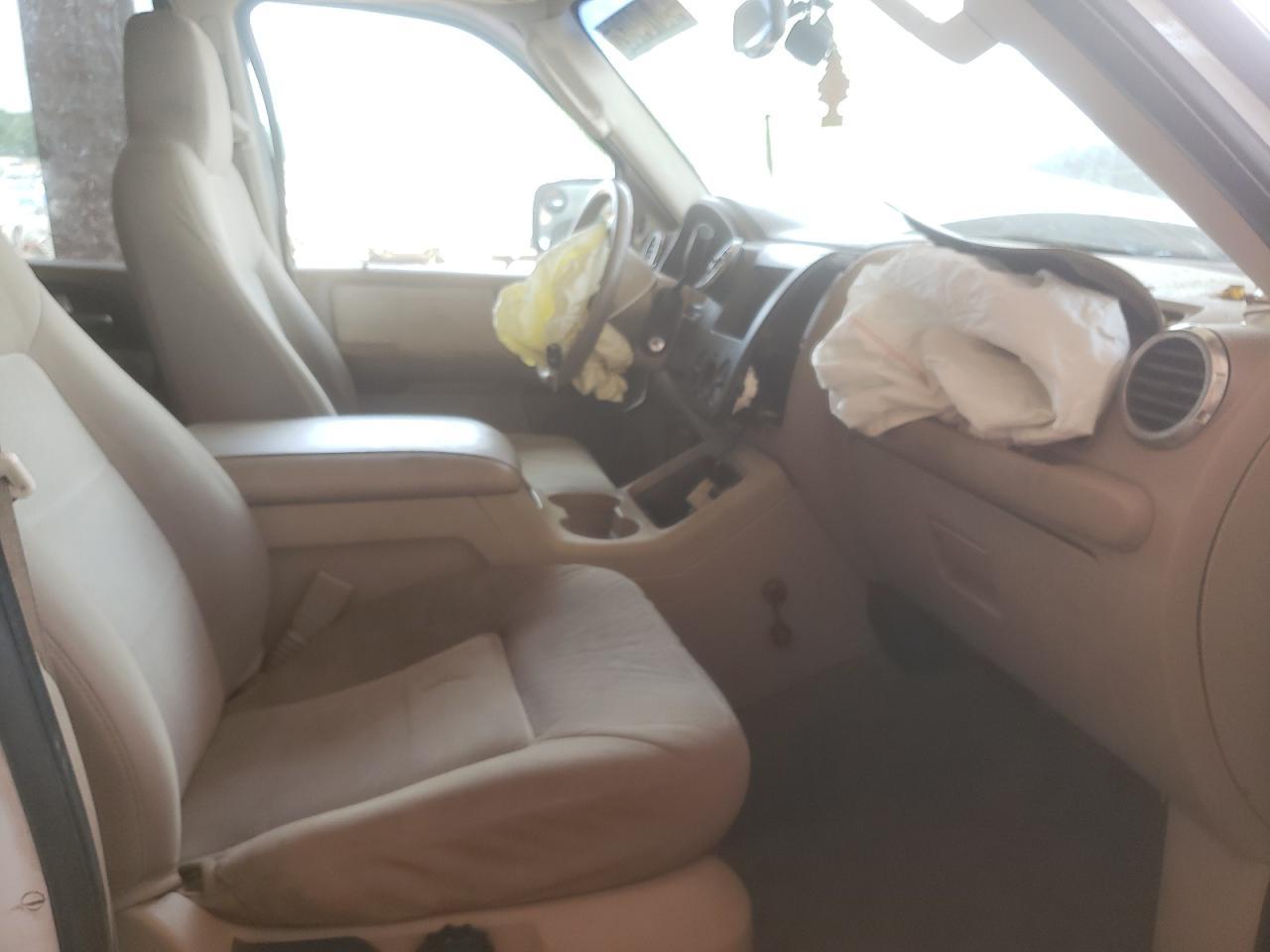 2004 Ford Expedition Xlt - Фото 5