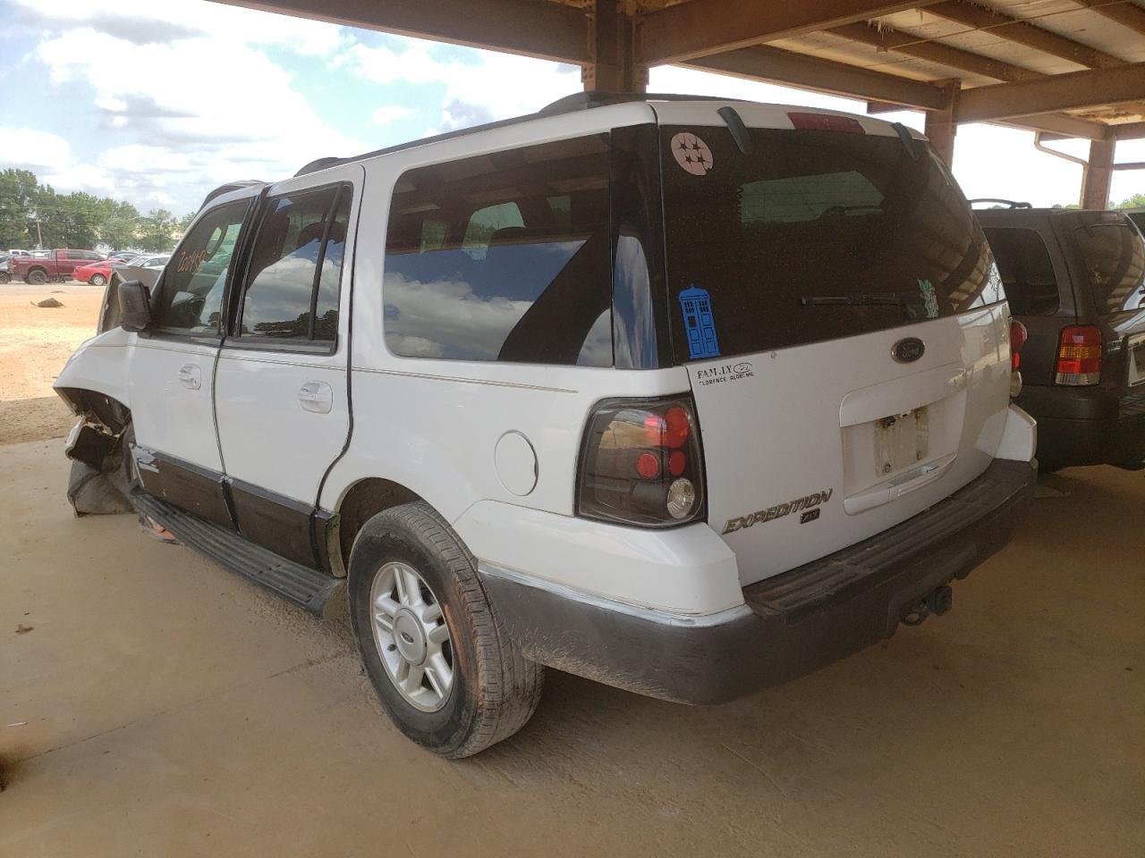 2004 Ford Expedition Xlt - Фото 3