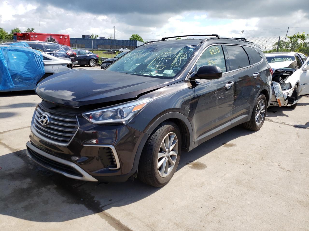 2017 Hyundai Santa Fe Se - Фото 2