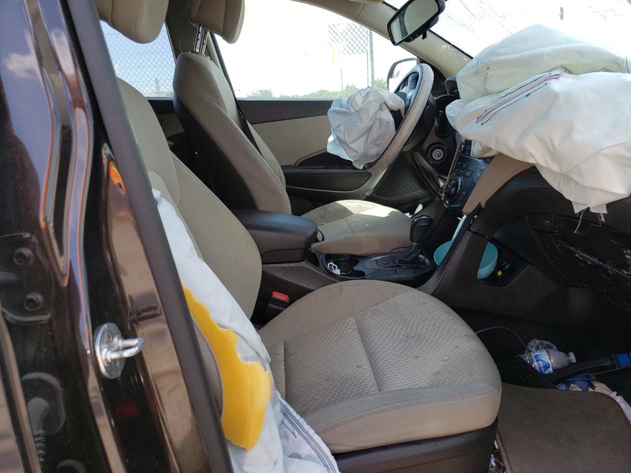 2017 Hyundai Santa Fe Se - Фото 5