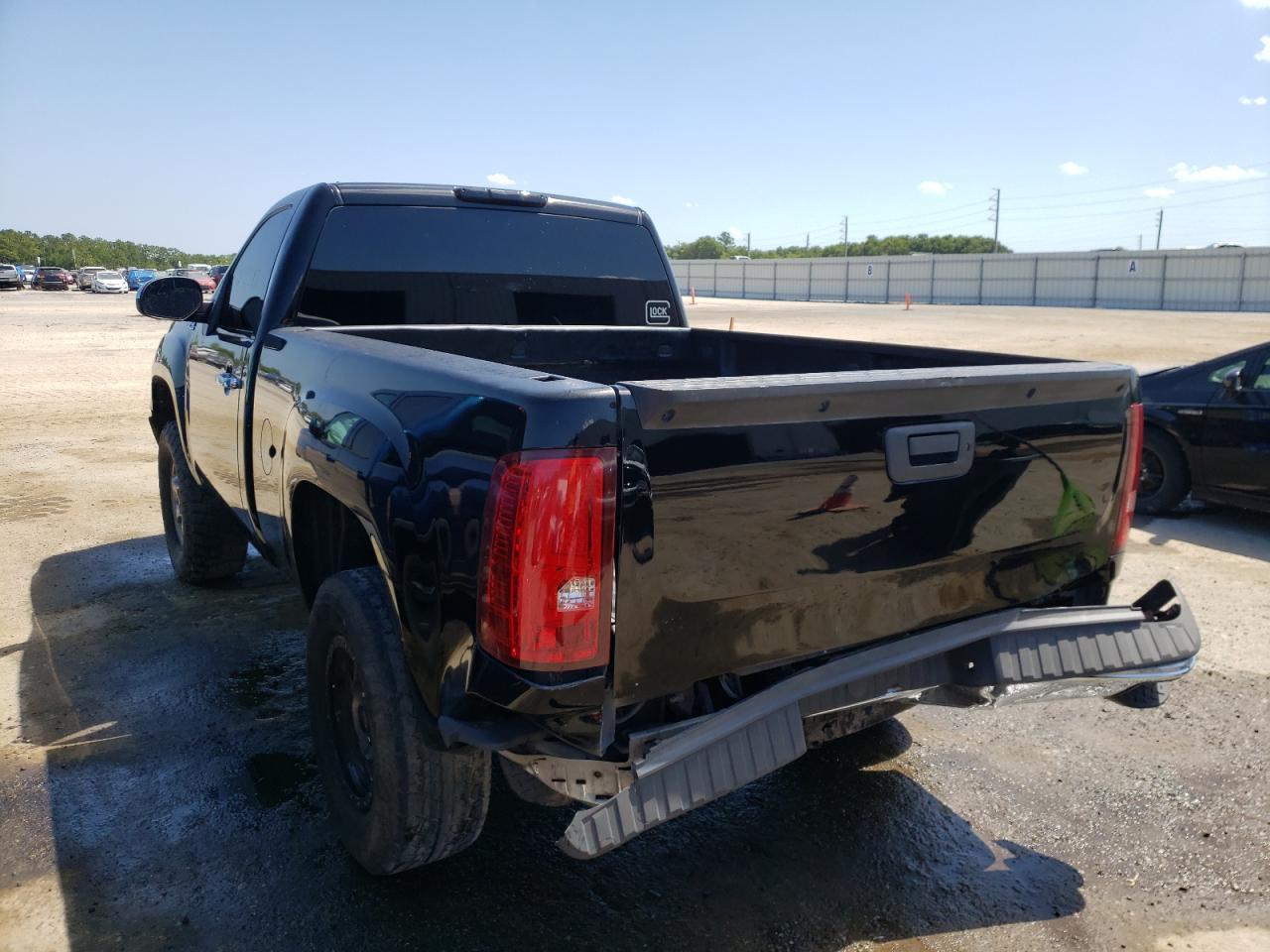 2011 GMC SIERRA K15 - Image 3