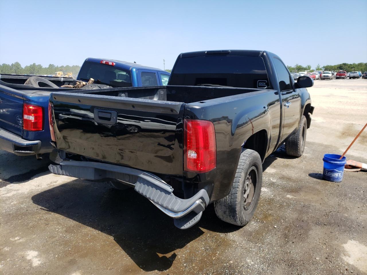 2011 GMC SIERRA K15 - Image 4