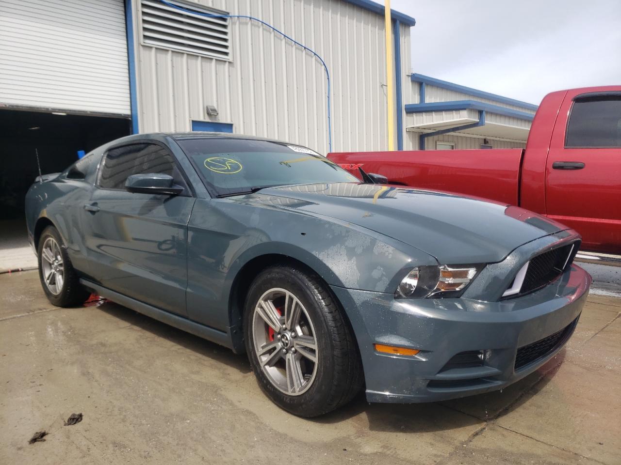 2013 FORD MUSTANG car image