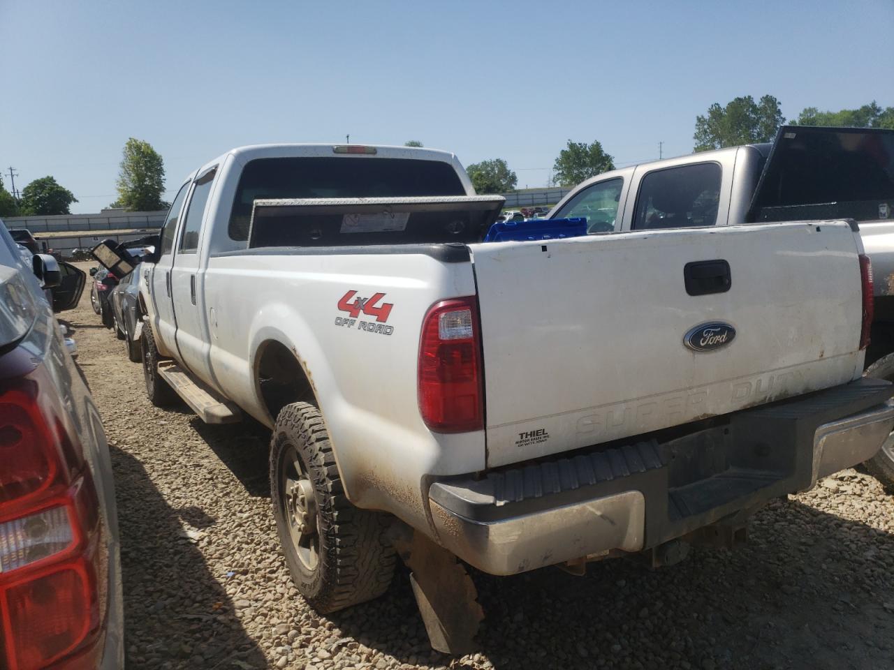 2009 Ford F350 Super Duty - Фото 3