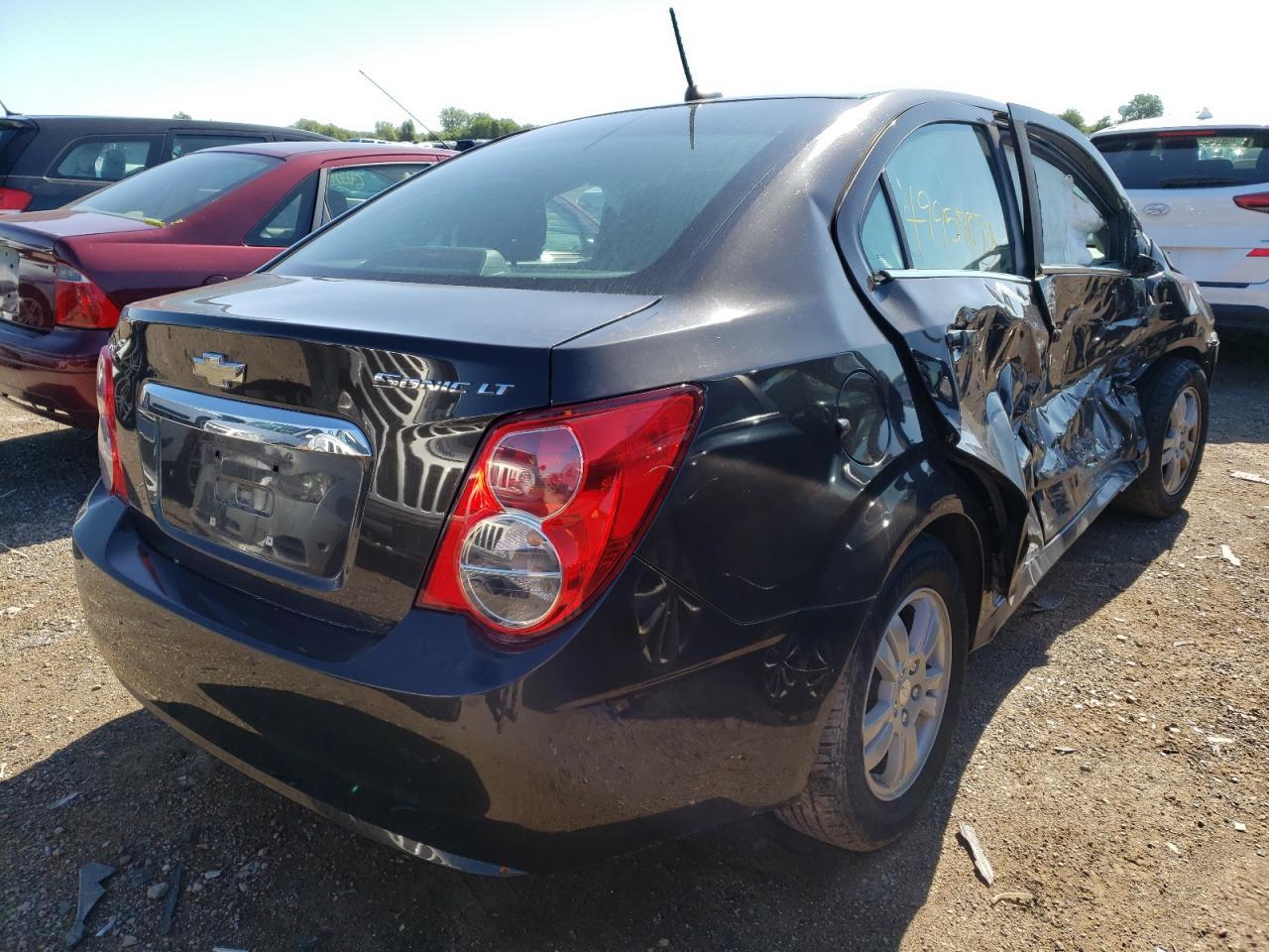 2014 Chevrolet Sonic Lt - Фото 4