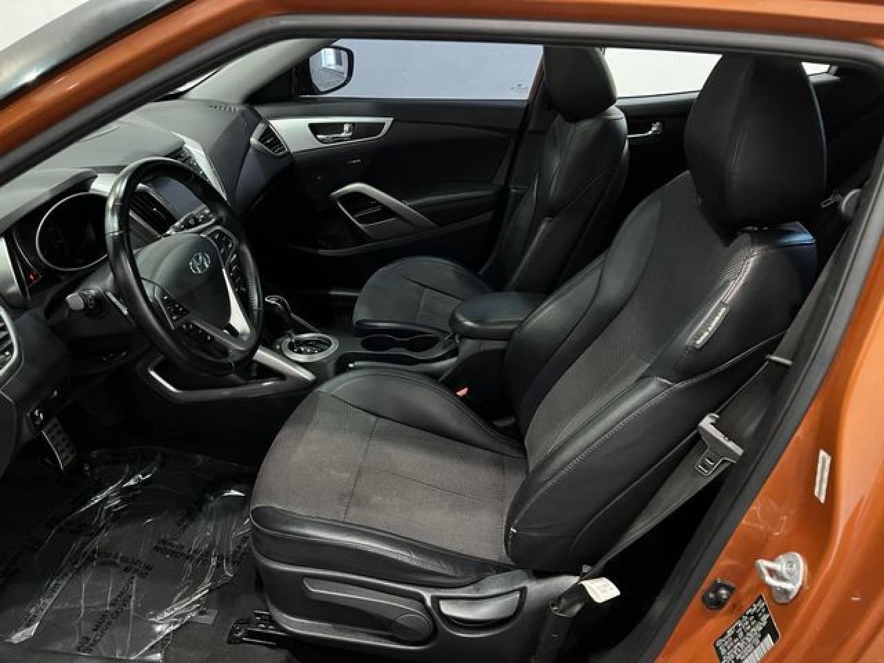 2014 Hyundai Veloster - Фото 7