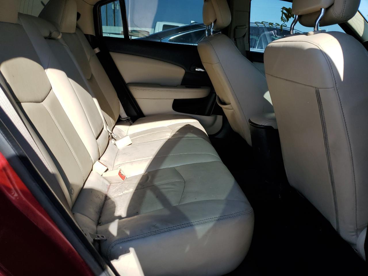2013 Chrysler 200 Limited - Image 6