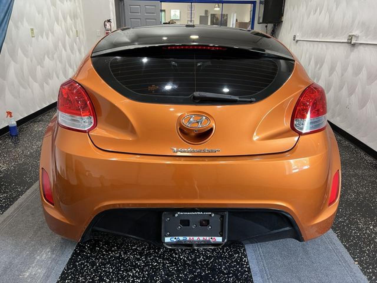 2014 Hyundai Veloster - Фото 4