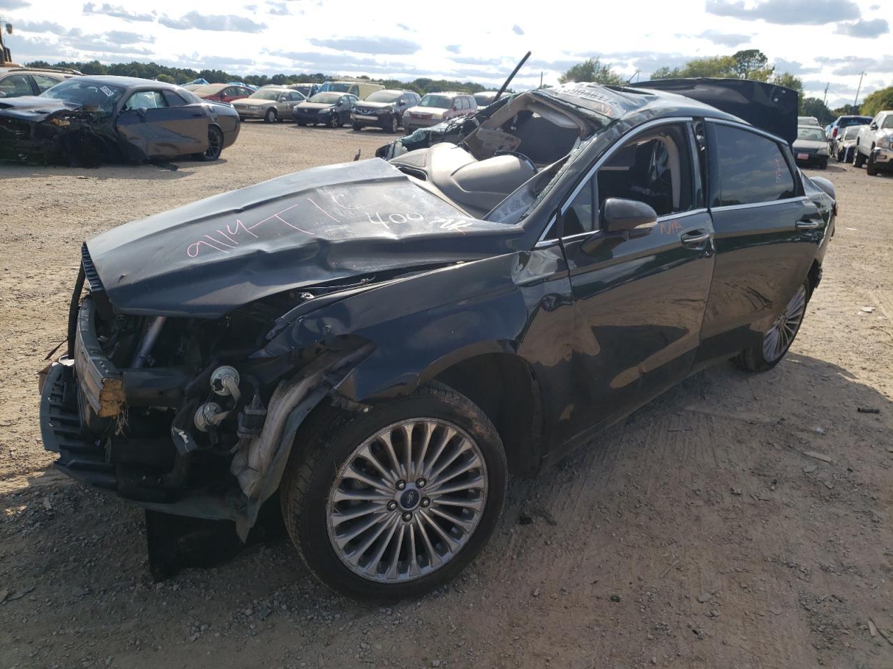 2016 Ford Fusion Titanium - Image 2