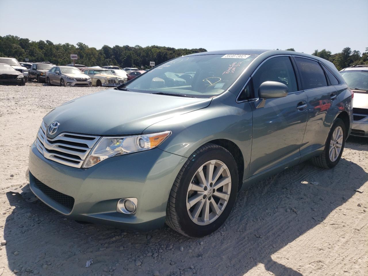 2011 Toyota Venza - Image 2