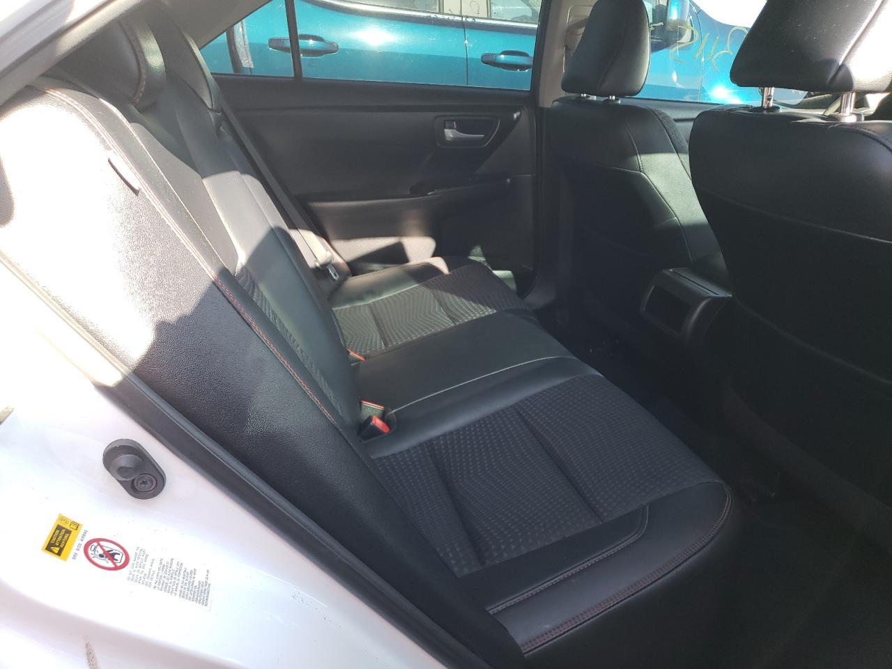 2015 TOYOTA CAMRY LE - Фото 6