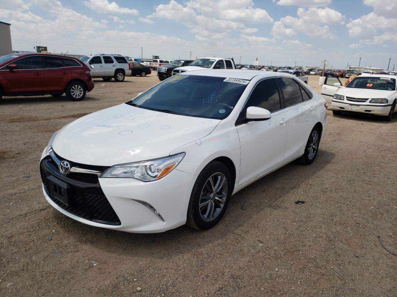 2015 TOYOTA CAMRY LE - Фото 2