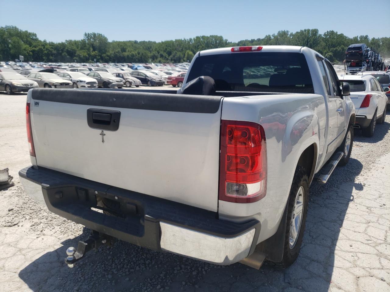2011 GMC Sierra C1500 Sl - Image 4