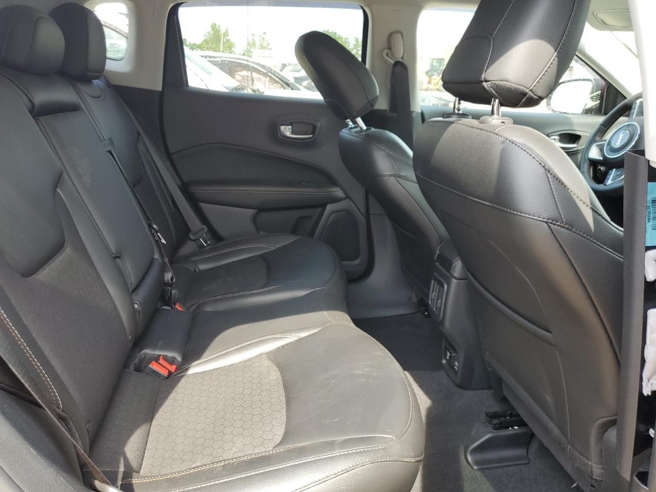 2020 Jeep Compass Latitude - Фото 6