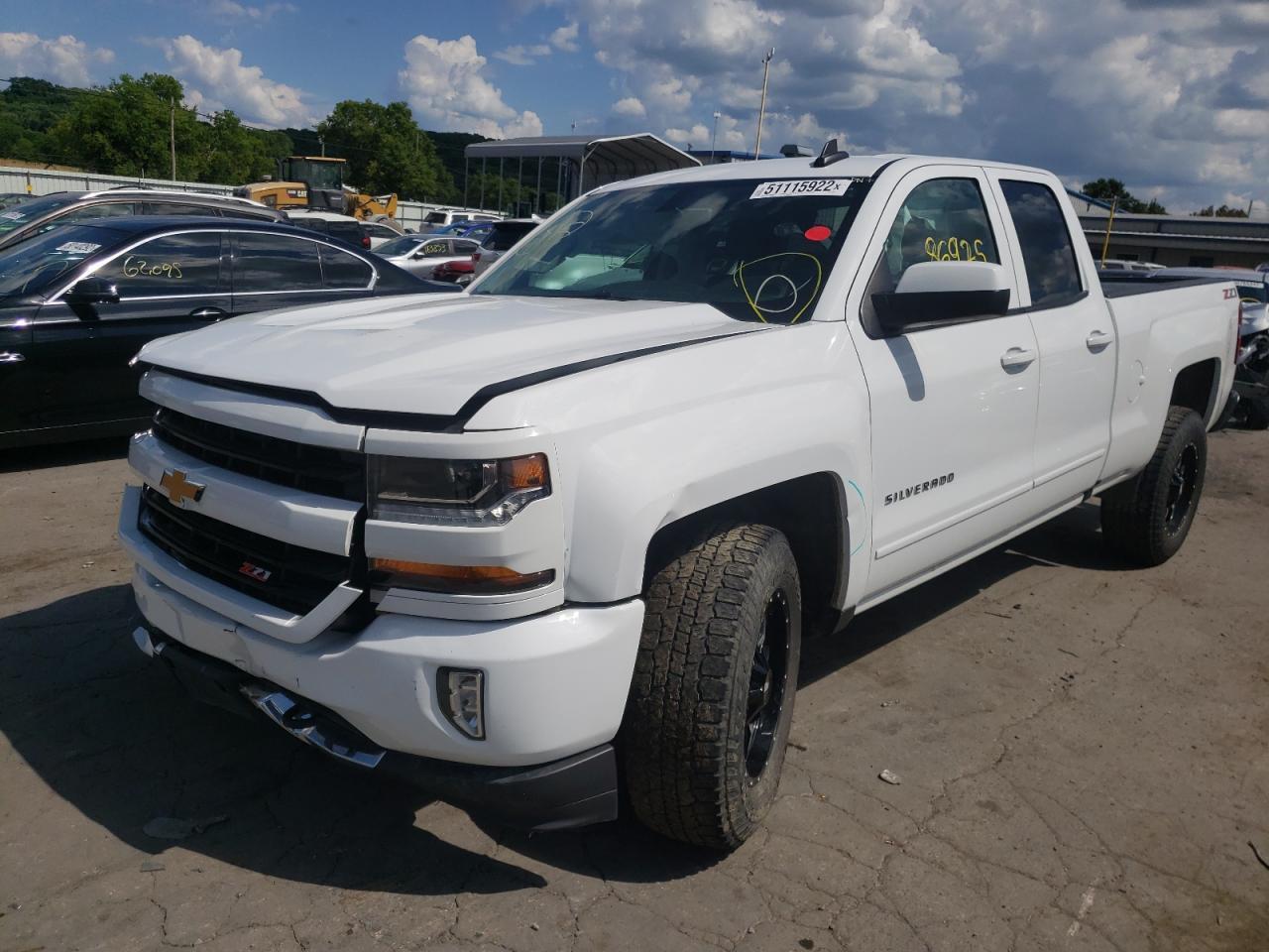 2018 CHEVROLET SILVERADO - Фото 2